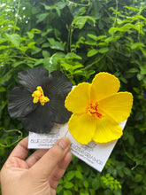 Load image into Gallery viewer, Hibiscus Hair Clips (Solid Colors)